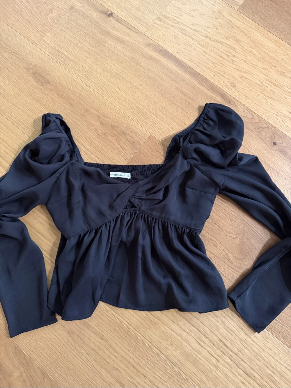 Abercrombie & Fitch Black Twist-Front Long Sleeve Puff Shoulder Peplum Top Med